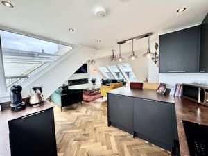 Photo 32- click for photo gallery